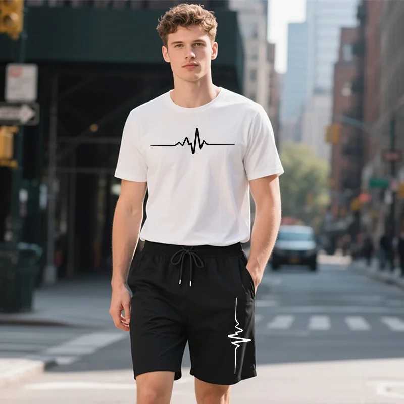 2025 Hot Sale Mens T-shirts Walking Shorts 2pcs Set Spring Summer Daily Casual Sports Outfits Urban Fashion Tees Tracksuits W250613