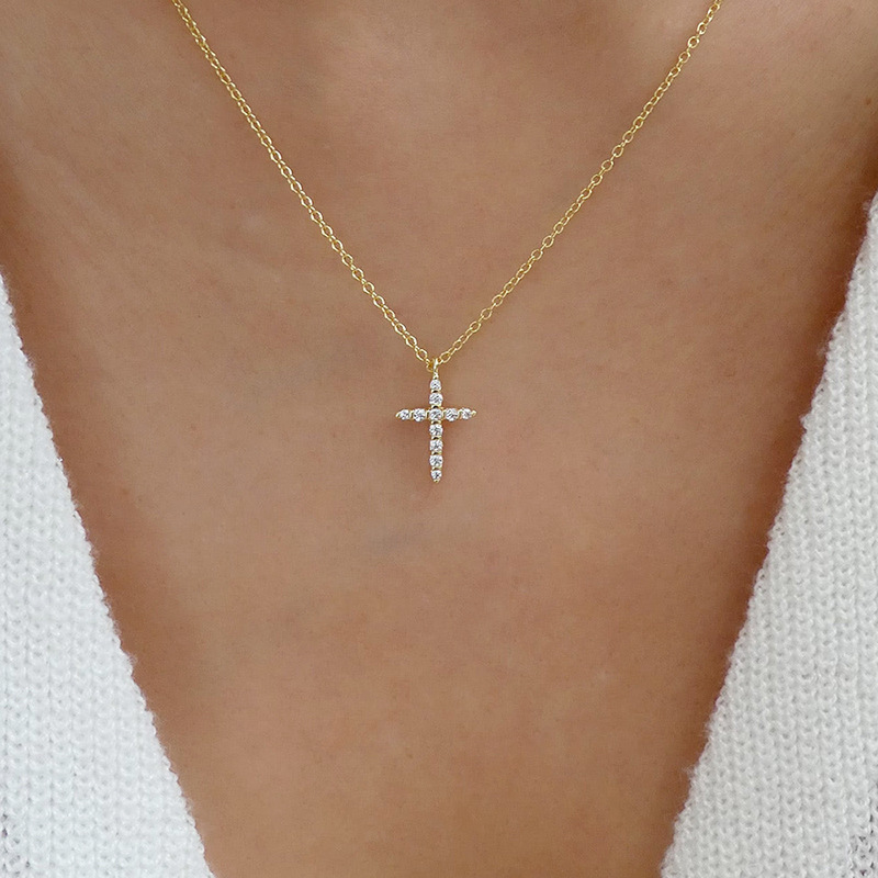 Hot selling personalized jewelry ins style diamond studded alloy cross necklace simple pendant for men and women