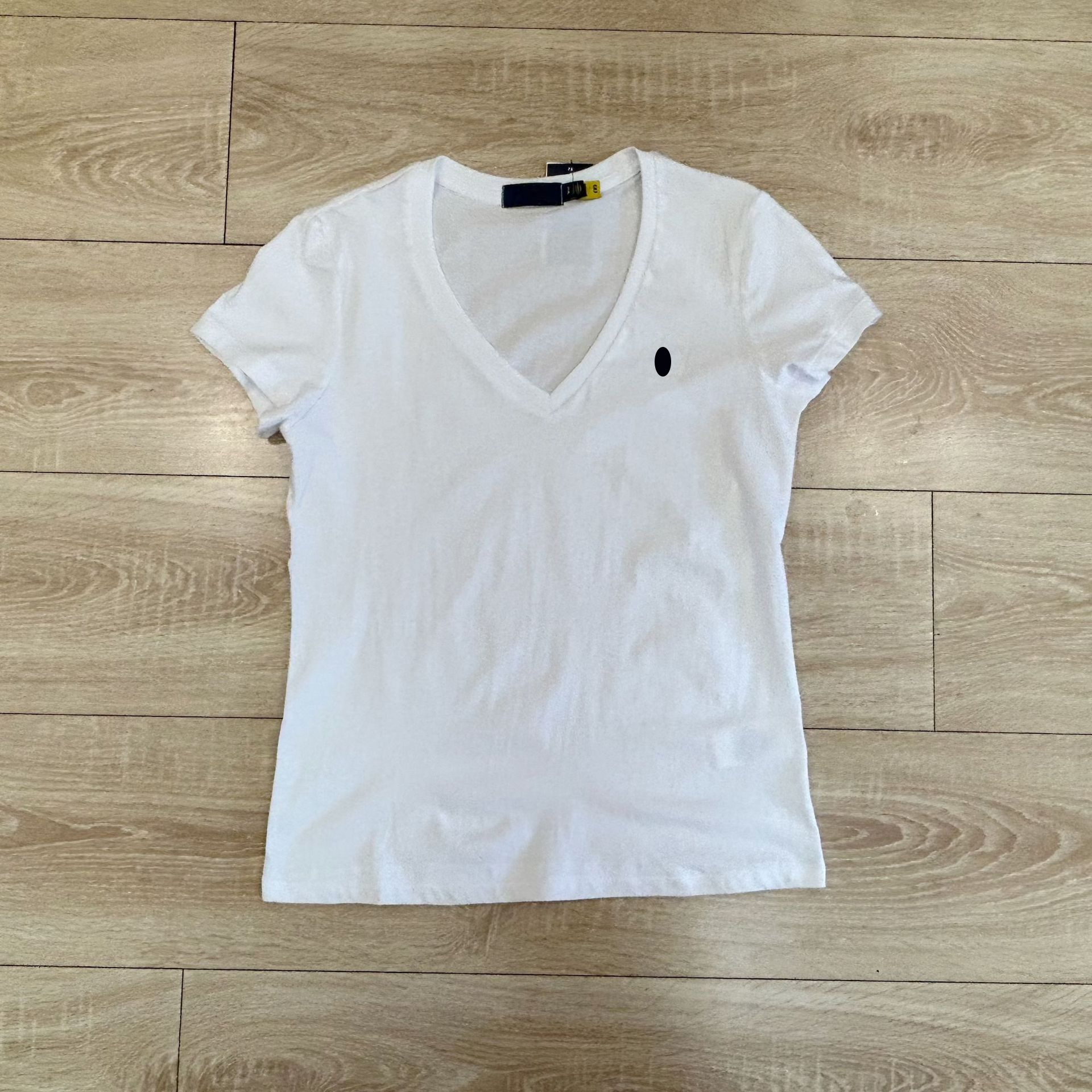 Designer T-shirt femmes de haute qualité Top Top Luxury Polo V-Col à col court T-shirt à manches courtes Coton Shirts à manches courtes