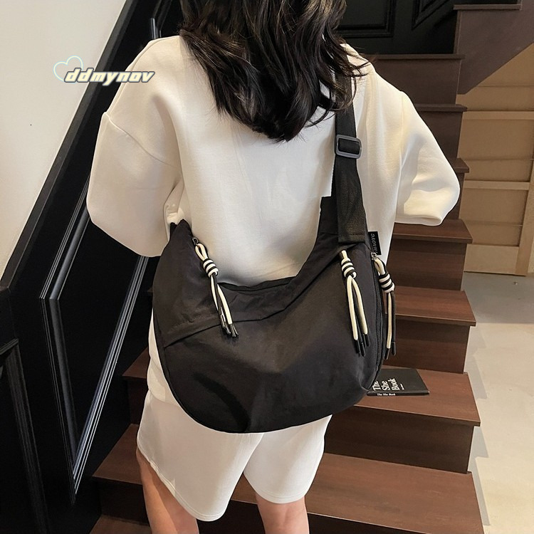 INS Ladies 2025 New Women's Commuter Tote Large Capacity Shoulder Spring Summer Canvas Underarm Bag ddmynov