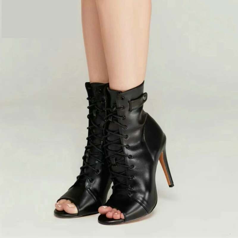 Talons hauts peep-toe noirs pour femmes