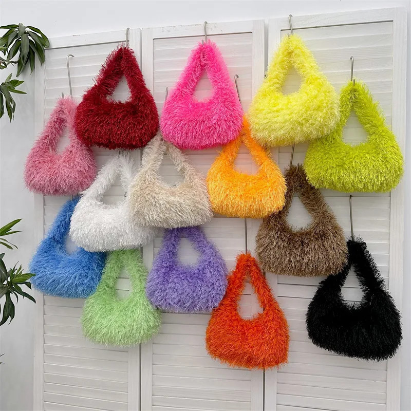 Solid Color Faux Fur Womens Furry Shoulder Bag Sweet Winter Plush Ladies Tote Handbags Simple Female Underarm Bags Purse Clutch 250606