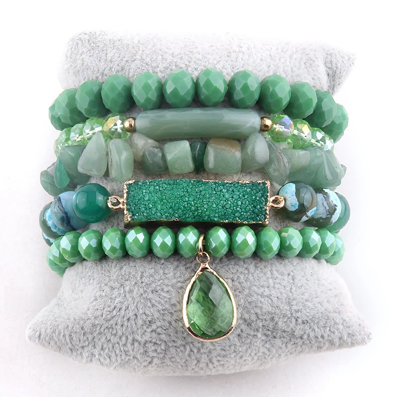 Bracelet boho perlé de mode 5pc Green Natural Stone / Glass Stack Bracelet Ensembles pour femmes bijoux boho cadeau250603