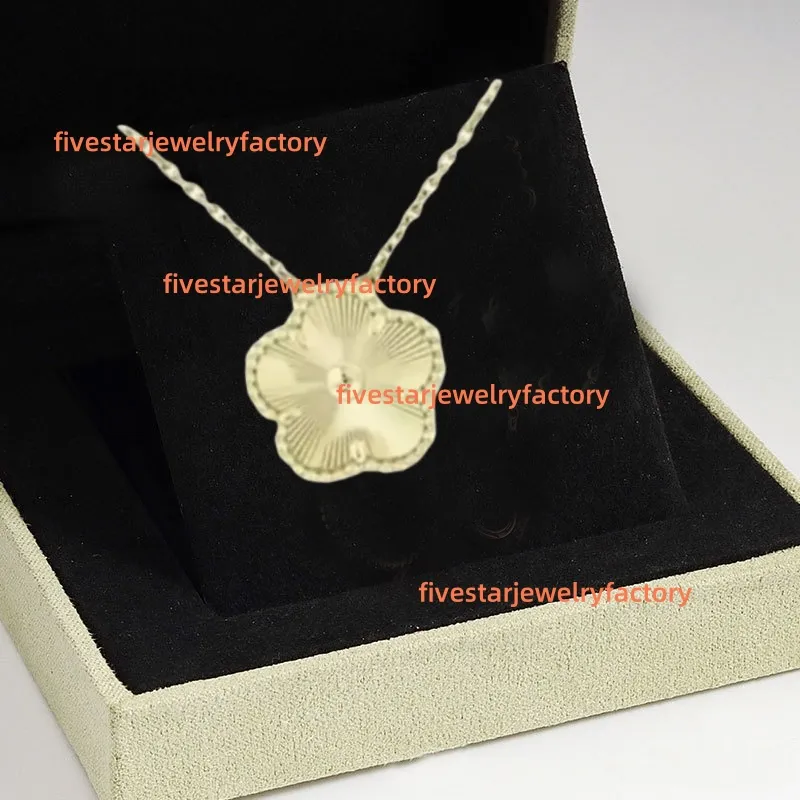 Colliers Designer Clover Collier Bijoux de luxe avec boîte pour femmes Collier pendentif fleurie