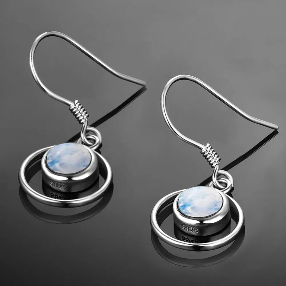 Boucles d'oreilles Silver S925 Fashion Round Natural Moonstone Drop Boucles d'oreilles pour les femmes Bijoux d'oreille de fiançailles de mariage