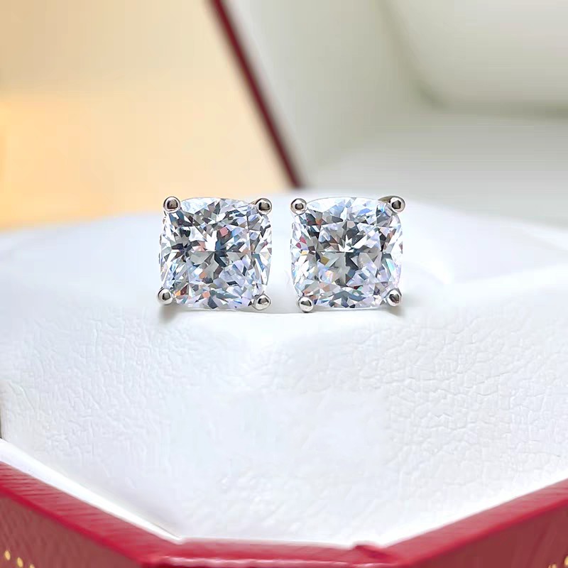 2025 Ins Top Sell High Quality Solitaire Luxury Jewelry Pure 100% 925 Sterling Silver Cushion Shape 7MM White Moissanite Diamond Eternity Women Wedd