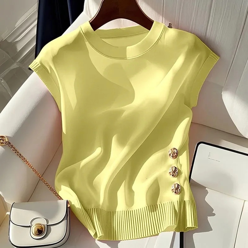 Korean Summer Roundnecked Sweater Women Pullover Casual Chic Comfortable Slim Fashion Sleeveless Femme Knitwear Tops 250610