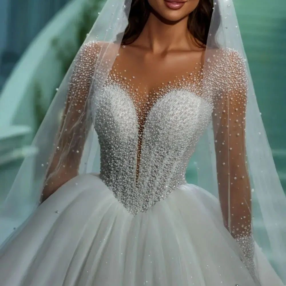 Nouvelle robe de mariée de l'église 2025 cou de couches brillantes perles lourdes longues manches de mariée