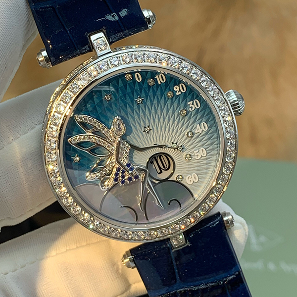 Les femmes regardent le miroir en cristal minéral de cadran jamais gratté de qualité T0p Fashion classique de style européen Taille européenne av