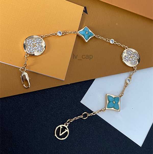 Avec boîte de nouvelles couleurs Luxury Diamond Crystal Lady Charm Bracelets 18k Gold Blacles Bracelets Party Accessoires de mariage Cons