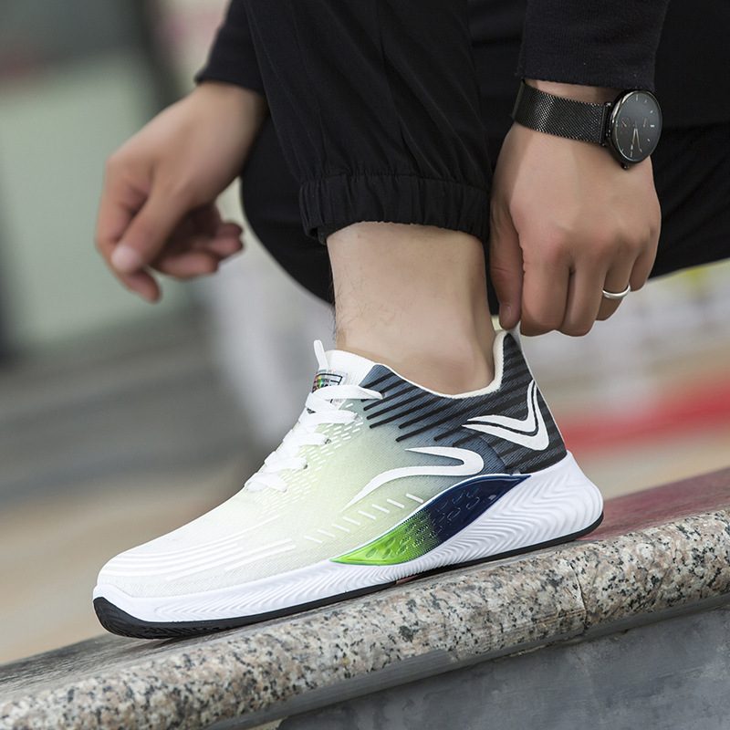 Summer new ice silk mesh breathable running shoes for teenagers, designer shoes, lightweight and soft soled men's sports shoes
