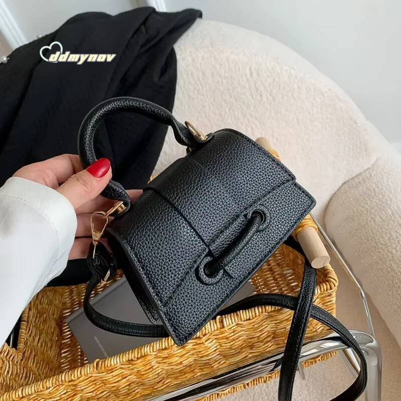 Sacs de tendance Sac d'embrayage à bandoulière Advanced Bodage solide Advance