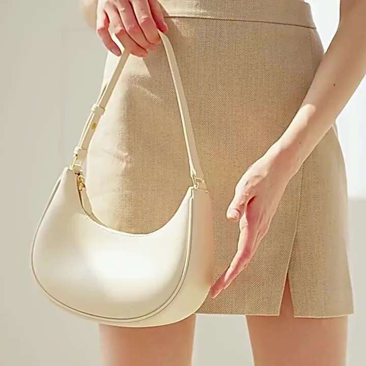 Bags Spring Summer Simple Underarm Single Shoulder Niche Baguette Women Crossbody Half Moon Bag 2025 Elegant Versatile New Trendy Ins
