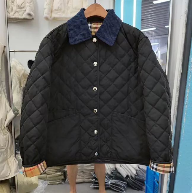 2025 Women's Down Luxury Designer Classic British short down jacket Women's diamond checkered thin vintage jacket