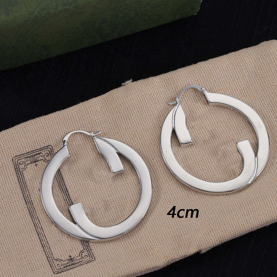 Stud New bestselling Hoop earrings designer earrings 5cm4cm Fashionable girl designer jewelry highquality large hoop wedding party gift AA
