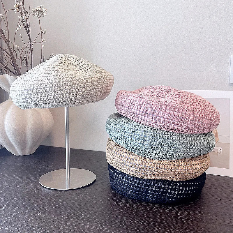 Japanese Literary Niche Hollow Knitted Beret Womens Summer Casual Versatile Breathable Painter Hat Sunscreen Sun Pumpkin Hat 250612