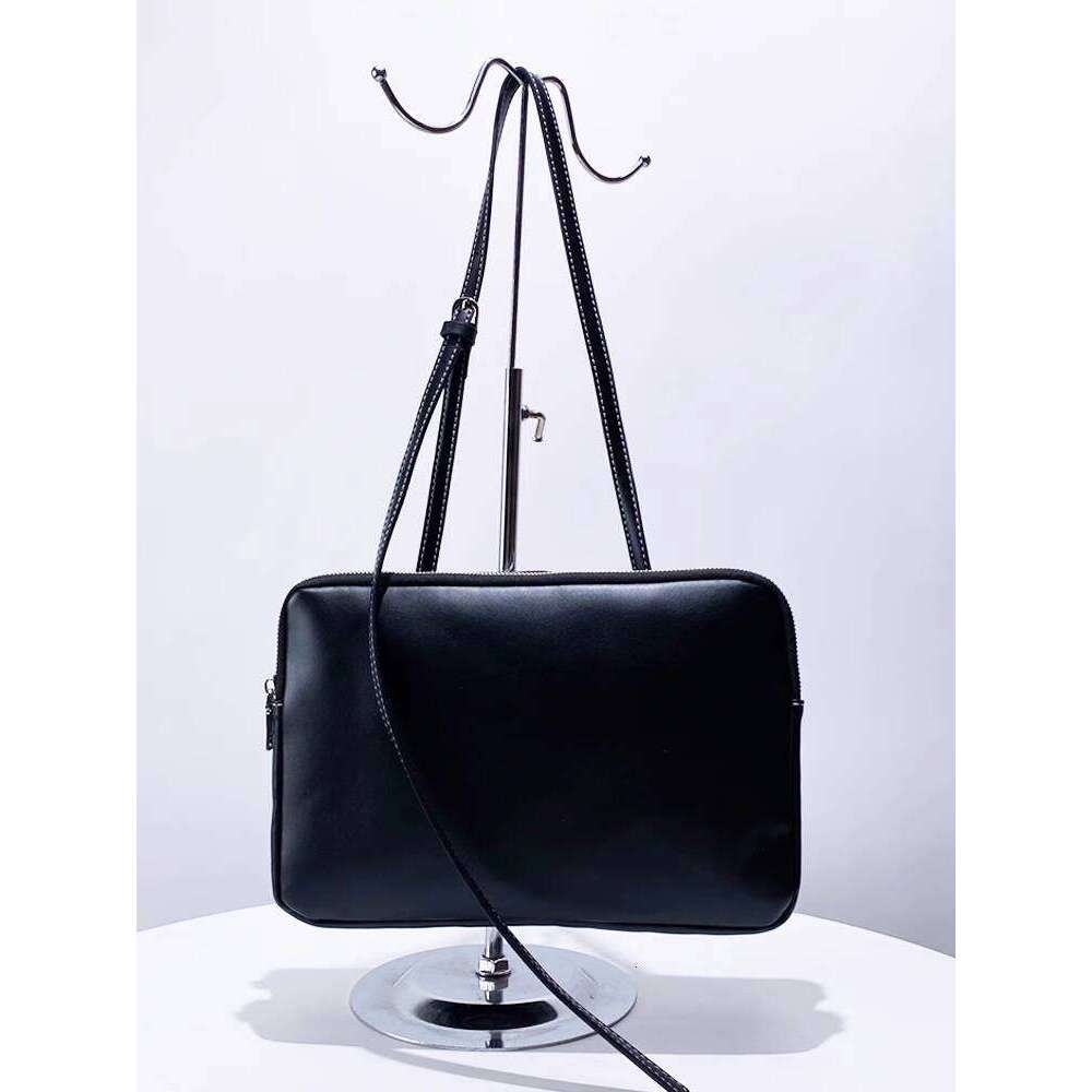 Niche Design with Double Pockets New Korean Style Trendy Simple Briefcase Underarm Shoulder Commuter Crossbody Bag