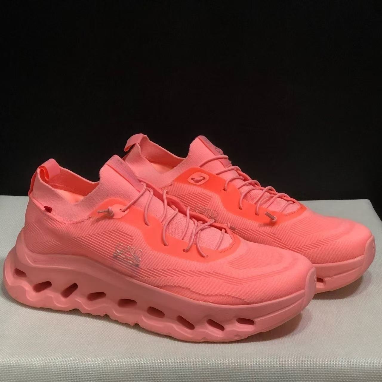 2025 new casual men's women sports shoes, outdoor fashionable, comfortable and trendy mesh men's shoes Running Shoes Womens in Casual Shoe