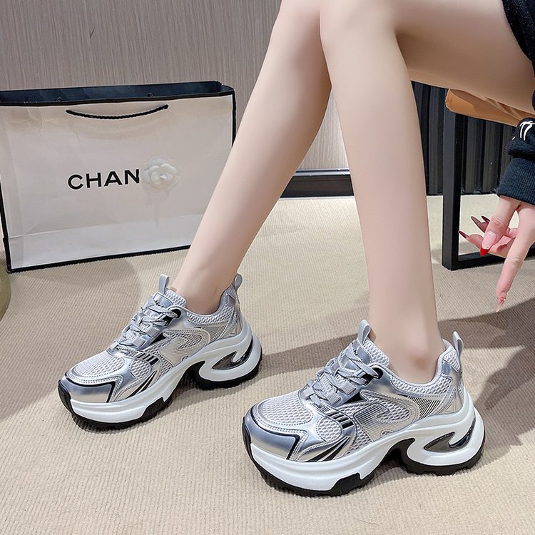 Network surface dad small summer new thick soles show thin everything with fashion leisure sports shoes female 2025s hot