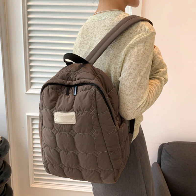 Espace chaud d'hiver ultra-léger sur sac à dos pour femmes sacs sacs à dos pour les filles de la mode des filles