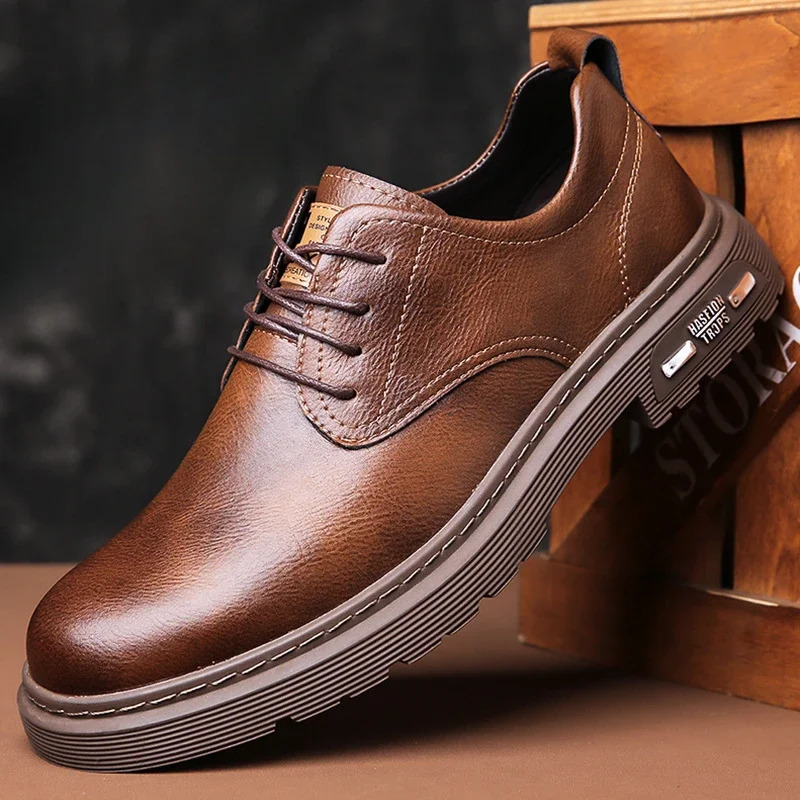 Chaussures masculines Chaussures de banquet en cuir authentique en cuir rétros