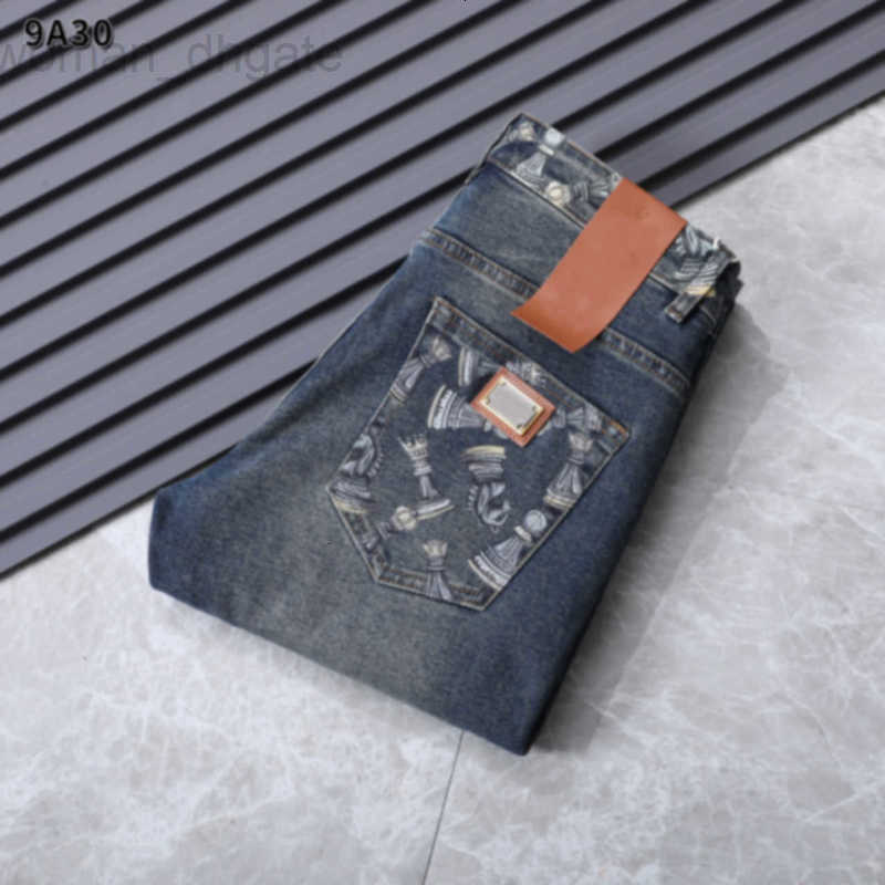 Men's Jeans Designer jeans pants Denim Trousers for Mens trends High-end Quality Ripped Biker Slim Fit Motorcycle Mans stacked men Sweatpants T