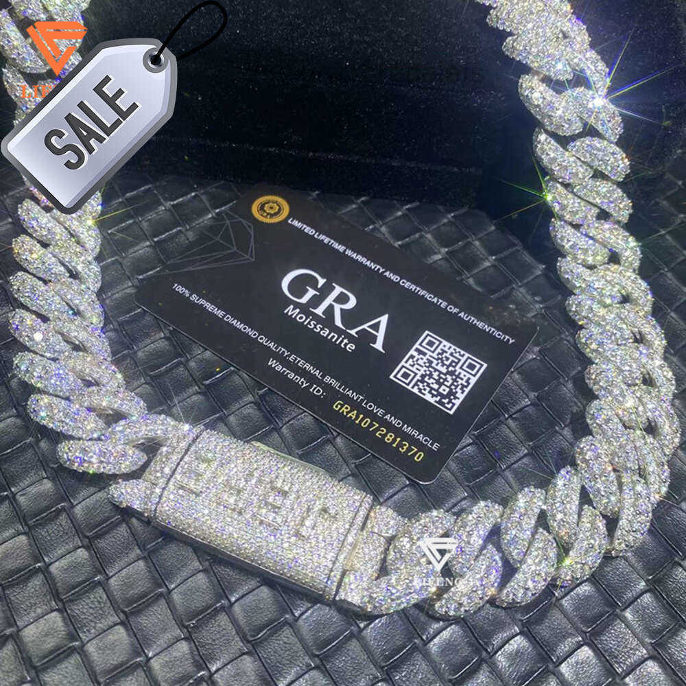 Style de mode à chaud 925 Chaîne en argent passer le test de diamant Chaîne de liaison cubaine d'or blanc D VVS 1 Collier Moisanite