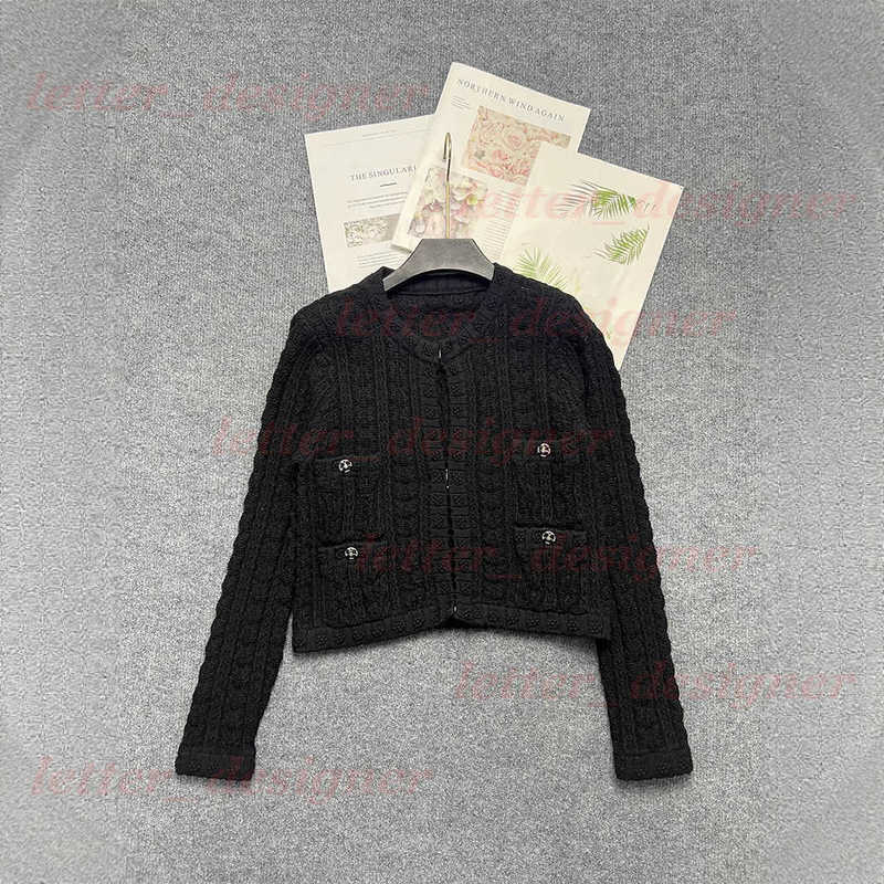 Designer Women's Jackets 2025 Autumn Small Style Socialite Knitted Cardigan Fashionable Elegant White Embossed Hollow Long Sleeve Jacket for Wo