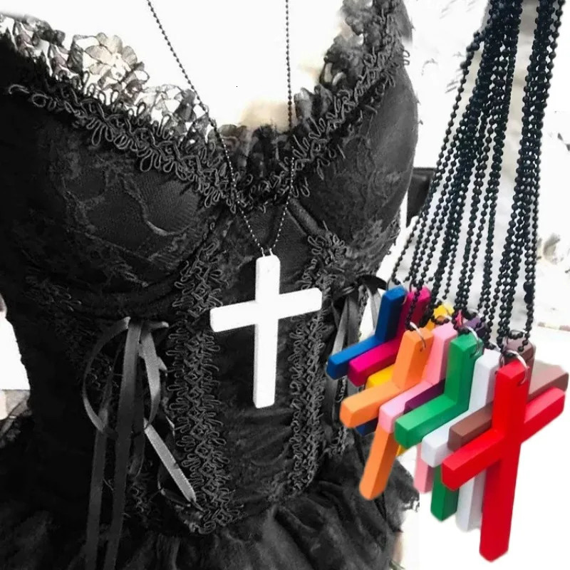 Gothic Vintage Red Wood Cross Pendant Black Bead Rope Chain Necklace for Women Men Y2K Aesthetic EMO Grunge Jewelry Accessories 250618