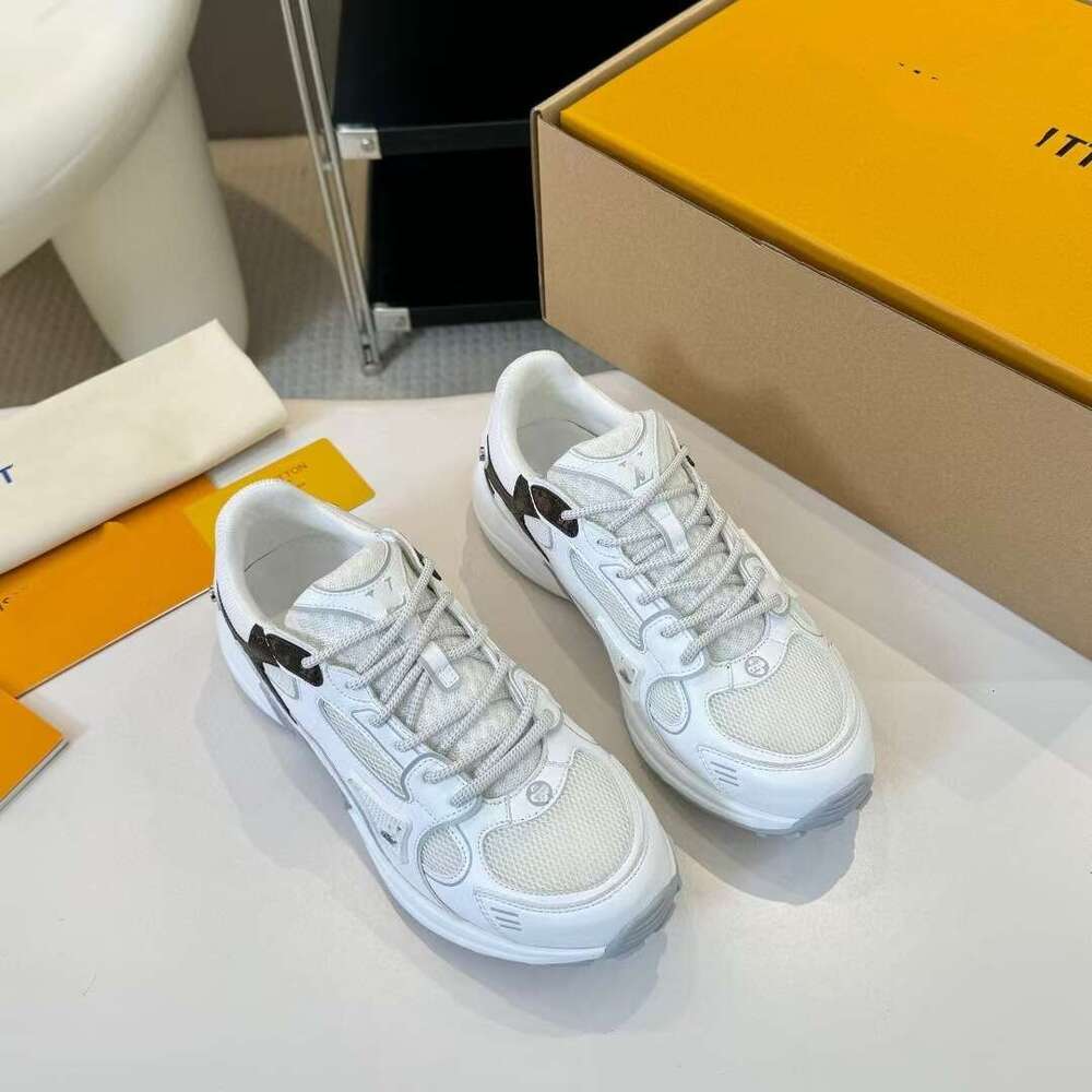 2025 New Thick-Soled Height-Increasing Dad Sneakers Casual Sports Running Shoes Mesh Breathable Lace-Up Couple Style