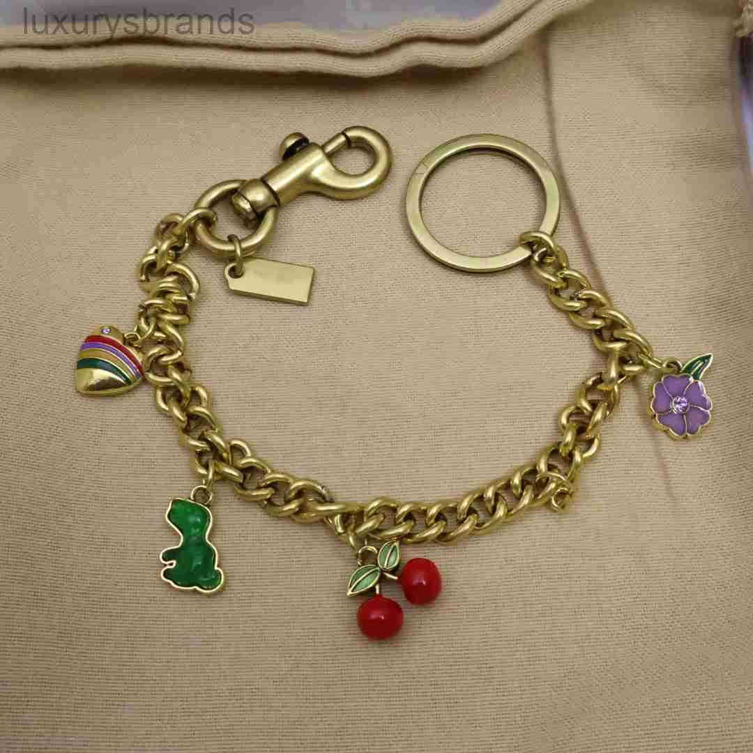 Designer Keychains New Bag Charm Luxury keychain for Women cute bag charms Keychains fruit Classic Pendant chain Fashion Key Rings quality Refreshin