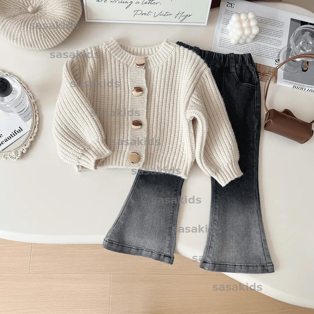 Designers Girls Sweater Denim 2pc Set Luxury Kids Sweater Coat Jeans Set Brand Kids Clothing Set High Quality Kids For Autumn Size 80-150 DSG2505222