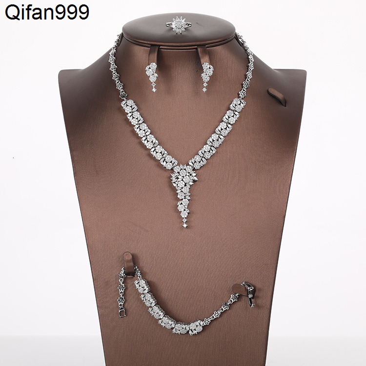 European and American Zircon Bride Wedding Set Chain Necklace Earrings Bracelet Ring Four-piece Bridal Accessory Set