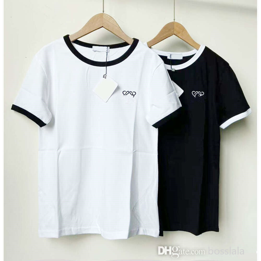 Summer New Classic Embroidery Womens T-shirt Versatile Loose Round Neck Designer Fashion Tops Tshirt Short Sleeve Tee
