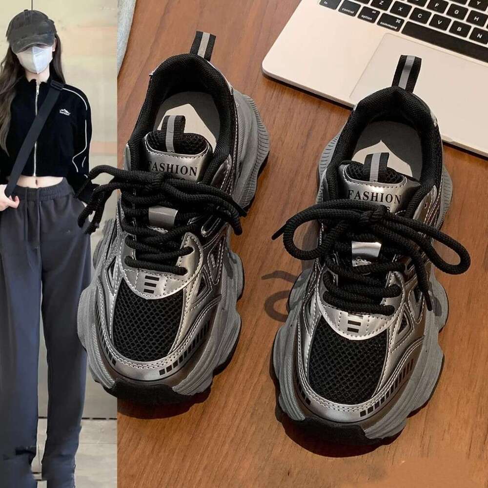 Women's Dad Sneakers with Fleece, Black Shoes, 2025 New Spring and Autumn Versatile Platform Thick Sole Height Increasing Casual Sports Shoes