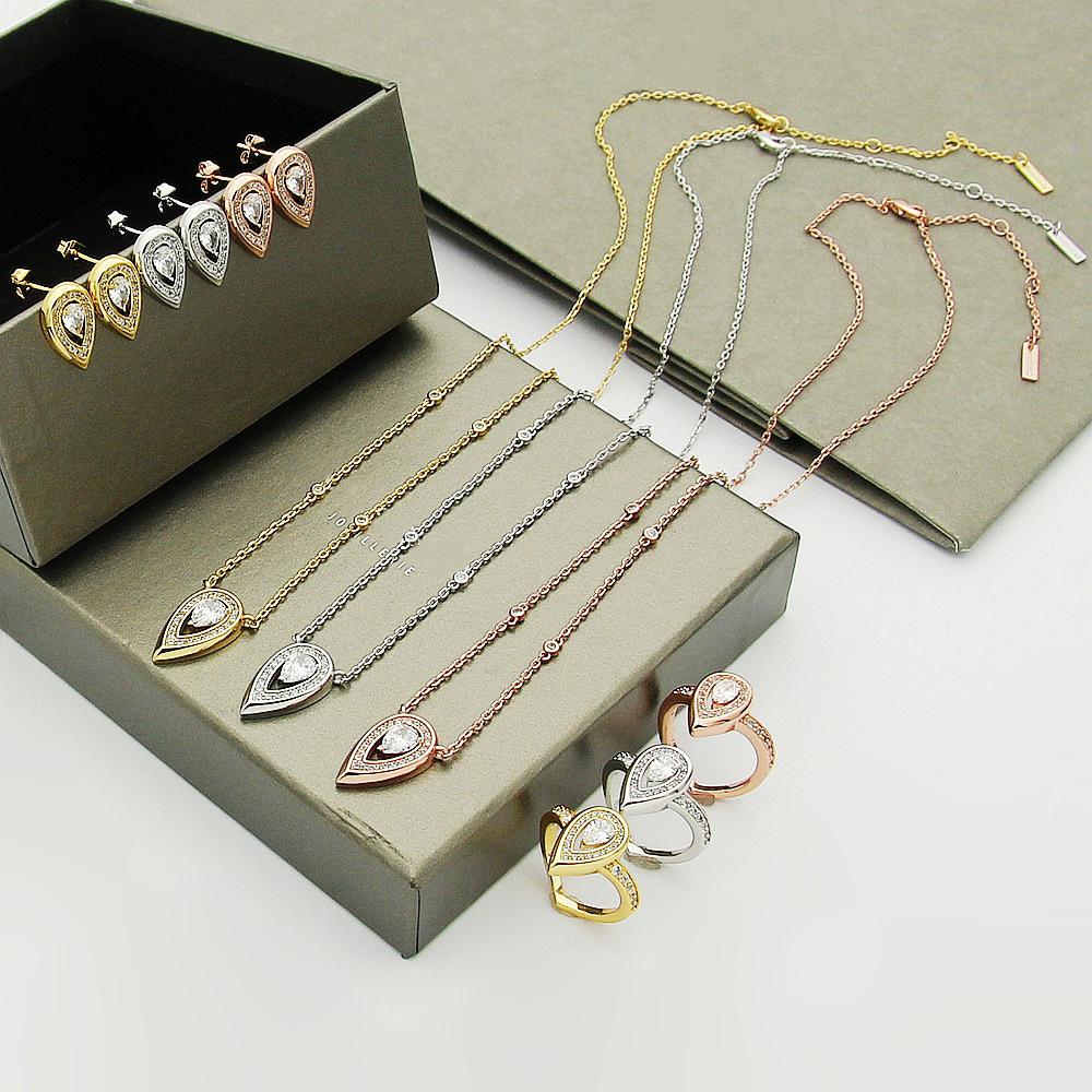 Luxury drop designer pendant necklace choker for women bling full diamond womens fire flame crystal zircon chokers necklaces ring earrings jewelry s