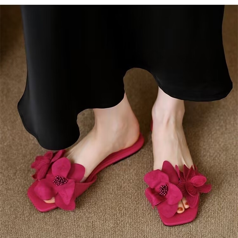 Summer Plus Size Womens Slippers Korean Style Fashion Outer Slippers Elegant Flower Ladies Flat Slippers Chaussure Femme 250612