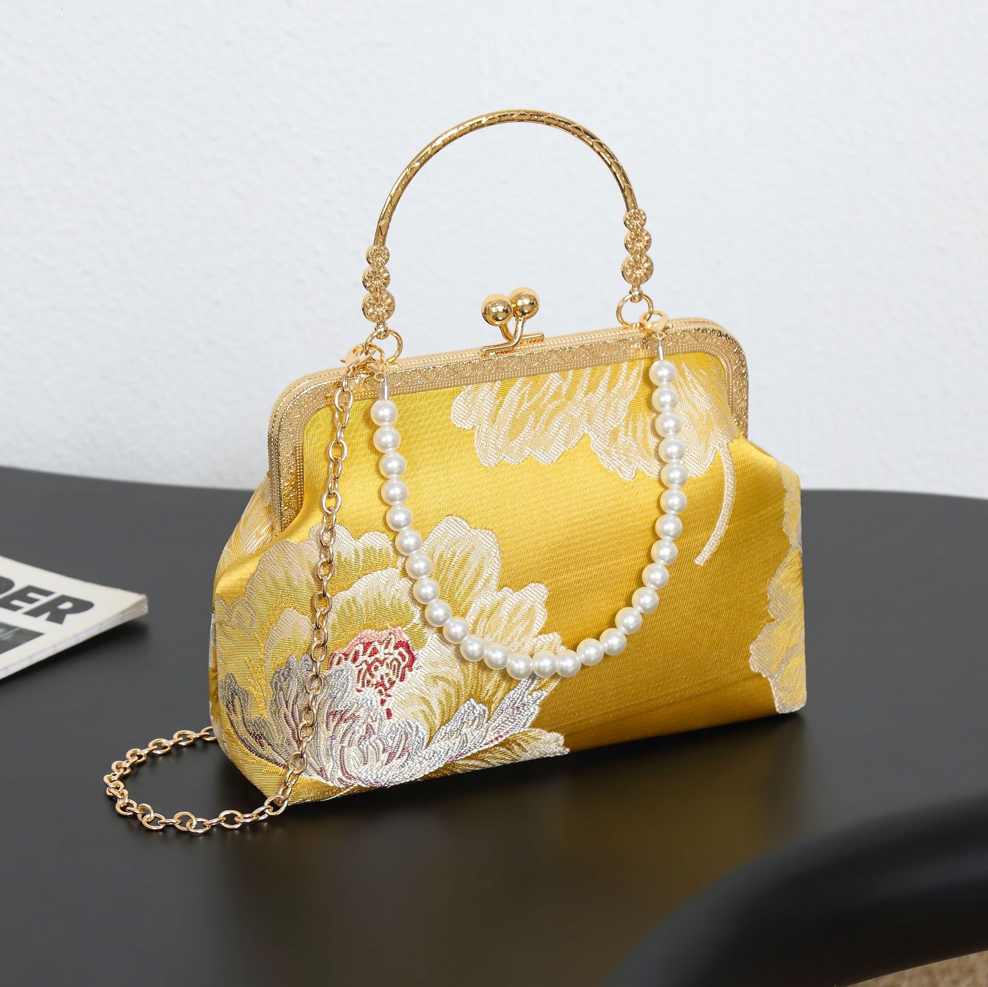Free shipping designer Bag Women Clutch New Chinese Style National Style Embroidered Crossbody Bag Retro Elegant Handbag Women Bag