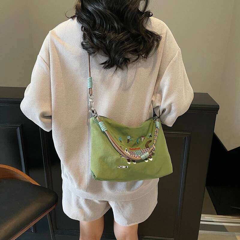 Large Capacity Spring And Summer Embroidered Cat Waterproof Handbag, Crossbody Single Shoulder Shopping Bag, Cart