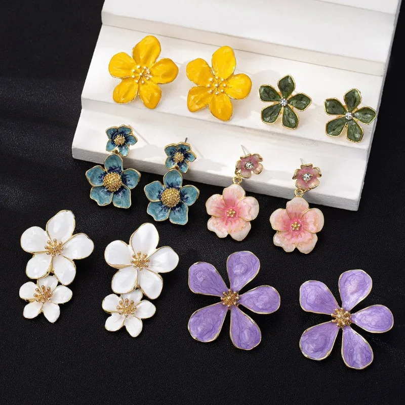 6 Pairs/Set Summer Vacation Fashion Drop Oil Exaggerated Flower Earrings - High-End Versatile Trendy Stud Earrings250616