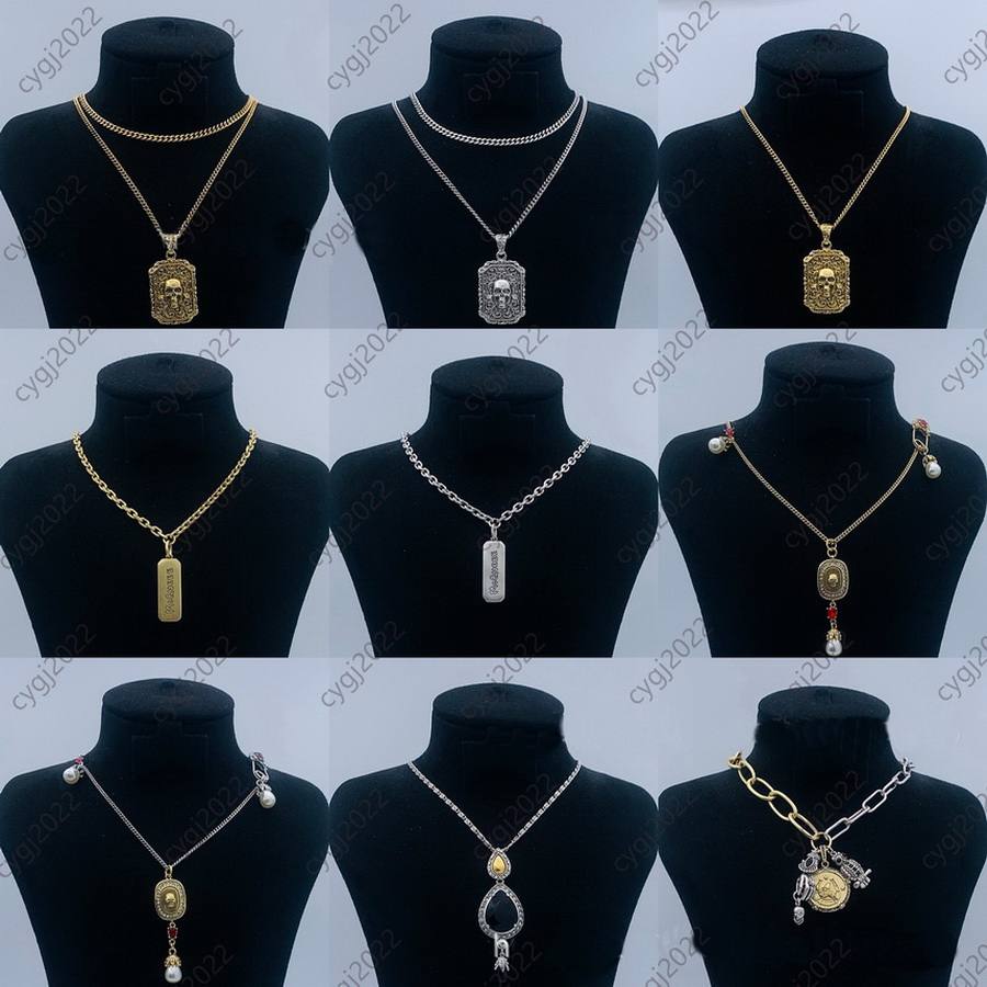 Spittor pendant inlaid with diamonds Sweater Chain Skull Skeleton pendant tou men's and women's crystal heart necklace Gothic Designer Jew