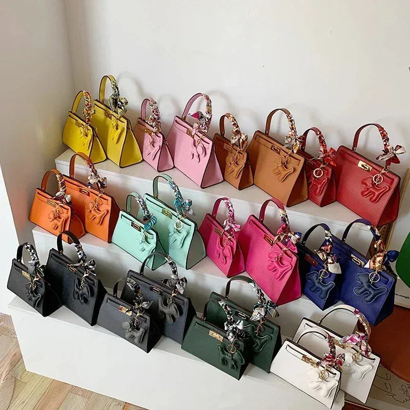 New Trendy Handbag Designer Office Shoulder Women's High-quality Design Pony Crossbody Bag 02