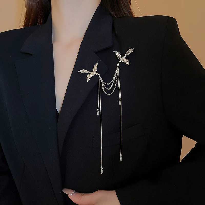 New Chinese Phoenix Pearl Fringe Brooches for Women Vintage Style Fashion Delicate Corsage New Pins Charms Party Accessories Z250619