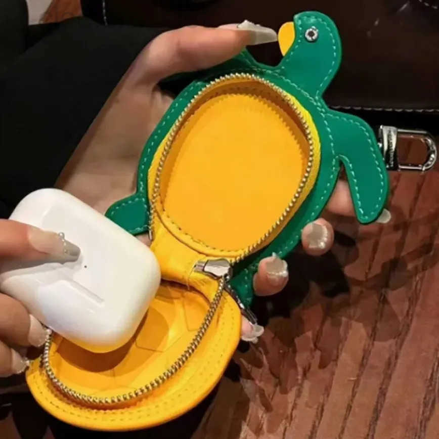 Hight Quality genuine leather Mini Tortoise bag Letter Keychain Wallet Keyring Designer Crab Coin Purse Pendant Waist Bag Turtle Coin Holder Keychai