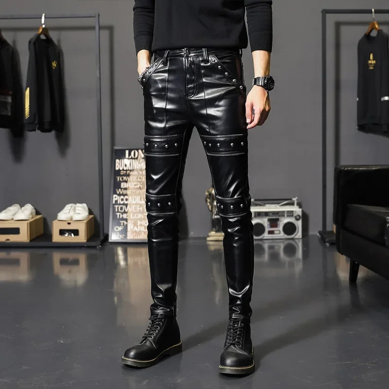 2024 Winter Spring Mens Skinny Biker Leather Pants Fashion Faux Motorcycle Trousers for Male Trouser Stage Club Wear 250614