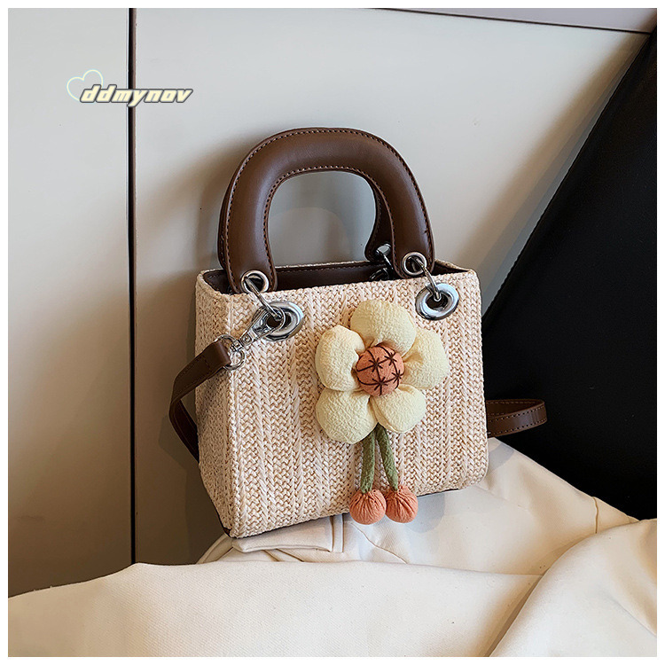 Track Creative Straw Woven Handbag 2025 Spring Summer New Simple Shoulder Clear Sweet Crossbody Bag for Women ddmynov