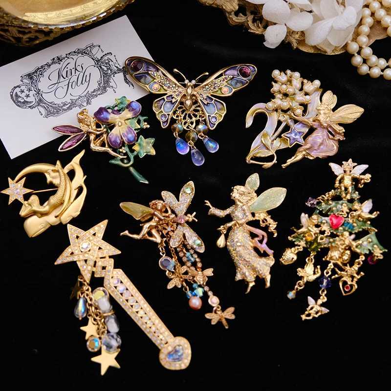 Vintage Classic Dazzle Crystal Enamel Brooch Badges For Women Men Middle Retro Elegant Exquisite Fairy Pin Accessories Gift Z250619