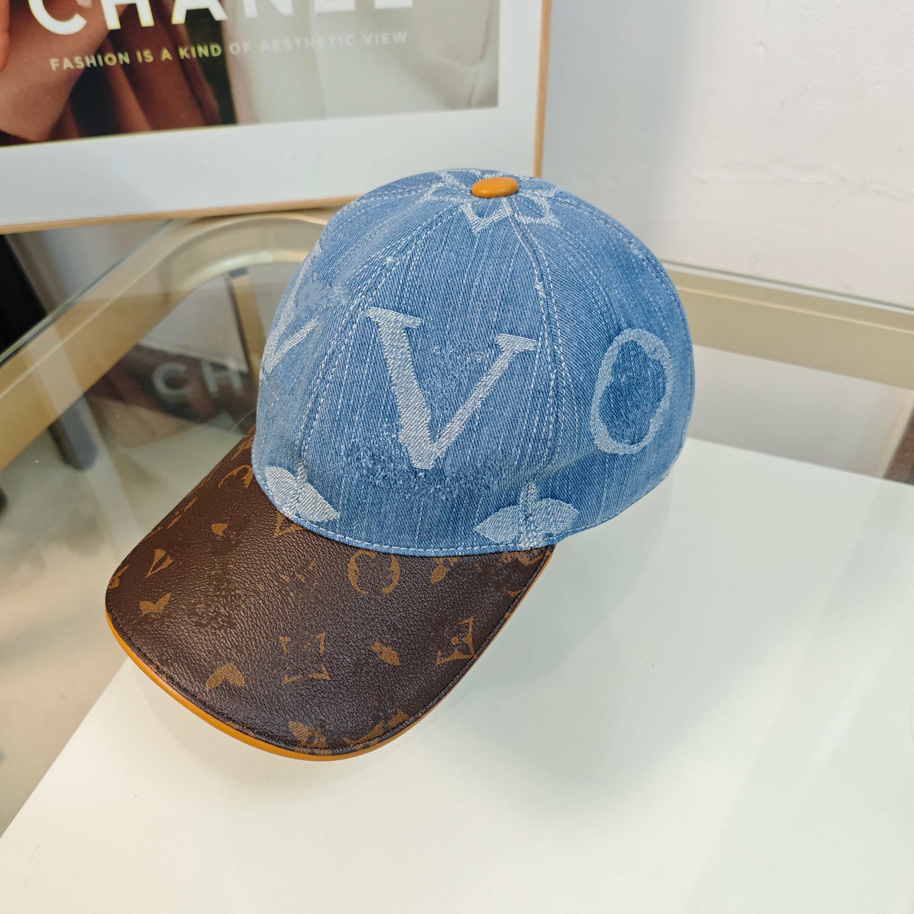 2025 Mens Baseball Caps Woman Hats Casquette Sun Hat Sports Mesh hat protection sun hat high quality classic Ball Cap 0761