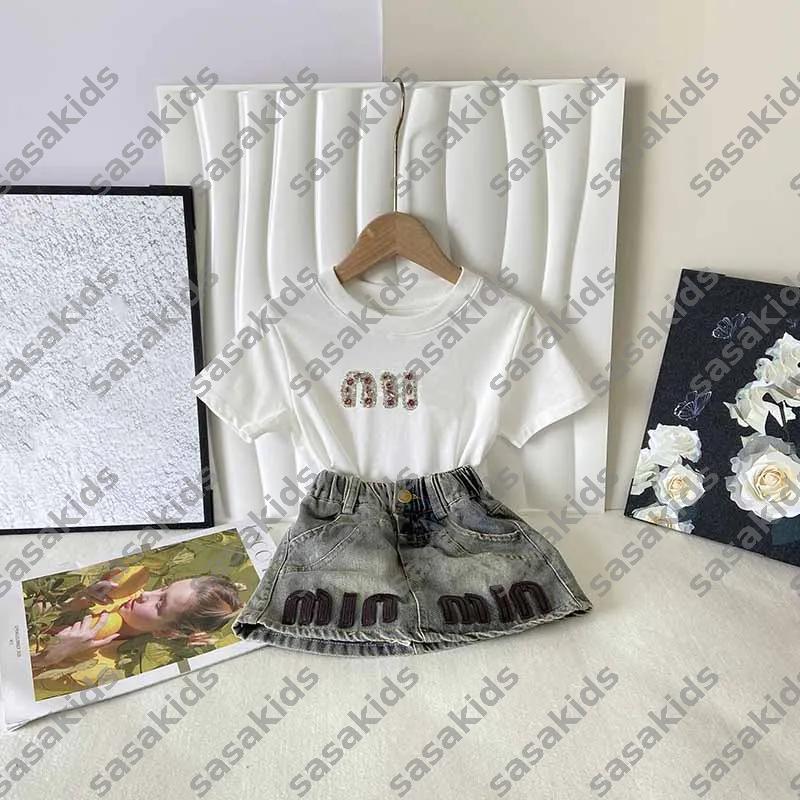 Clothing Sets Kids Tee Short Skirts Set Designer Baby T-Shirts Luxury Jeans Skirt Two Piece Summer Children Set -8 Denim Short Skirt Suits DSG250522