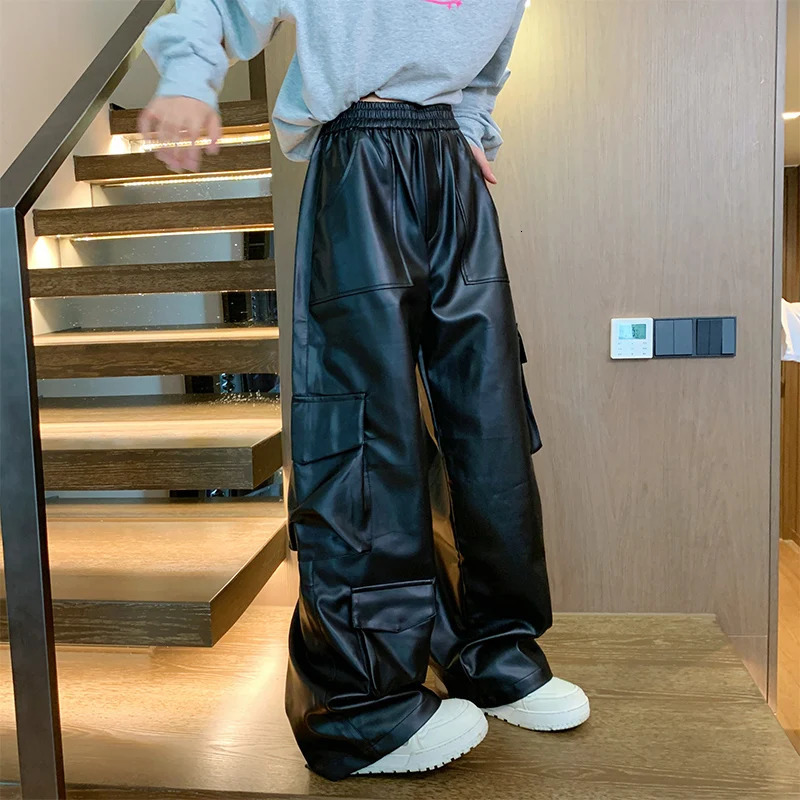Mens Leather Pants Motorcycle Cargo MultiPockets Black PU Men Elastic Waist Mopping Trousers Allmatch Windproof 250614